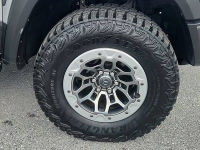 2025 RAM 1500 Base