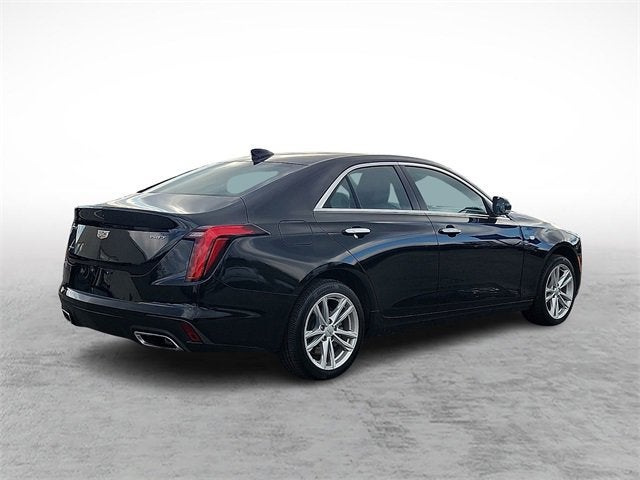 2023 Cadillac CT4 Luxury