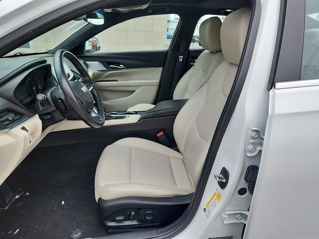 2021 Cadillac CT4 Luxury