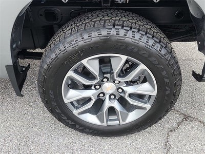 2025 Chevrolet Silverado 1500 LT (2FL)