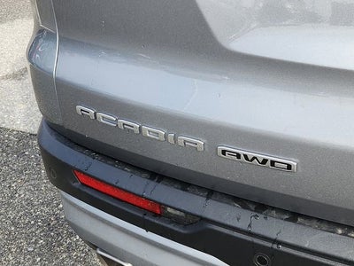 2025 GMC Acadia Elevation