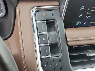 2022 Chevrolet Suburban High Country