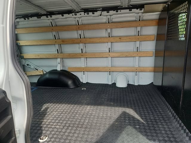 2024 GMC Savana Cargo 2500 Work Van