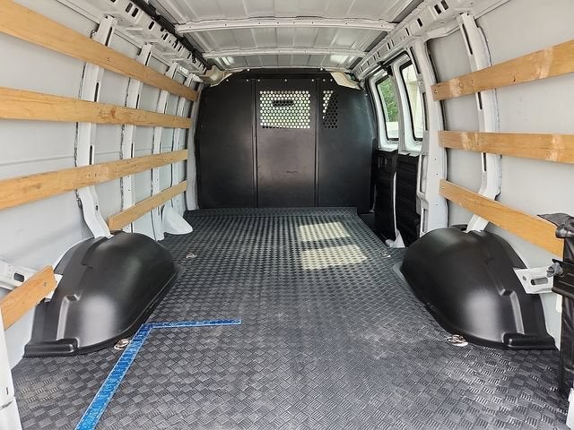 2024 GMC Savana Cargo 2500 Work Van