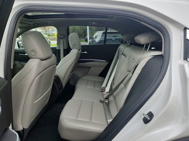 2023 Cadillac XT4 Luxury