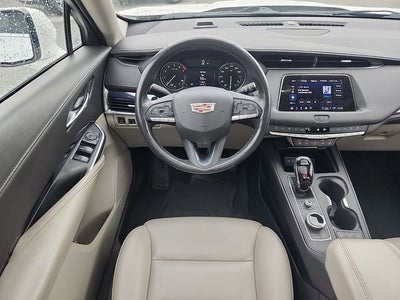2023 Cadillac XT4 Luxury
