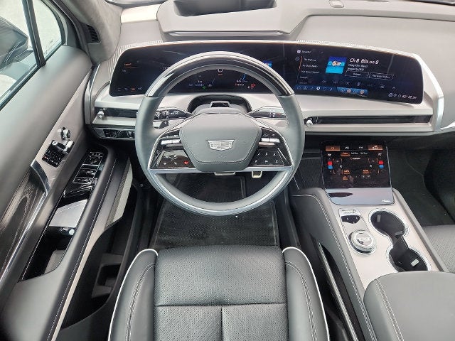 2026 Cadillac VISTIQ Platinum