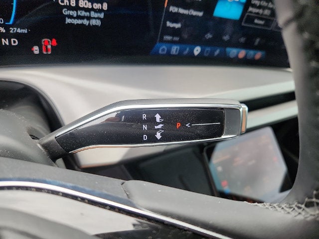 2026 Cadillac VISTIQ Platinum