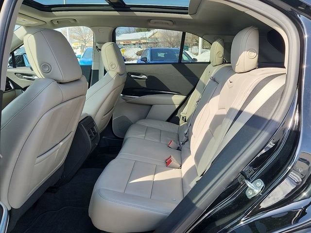 2020 Cadillac XT4 Premium Luxury