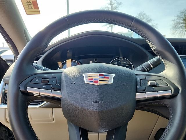 2020 Cadillac XT4 Premium Luxury