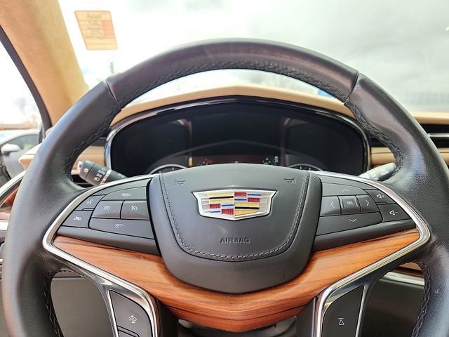 2019 Cadillac XT5 Platinum AWD