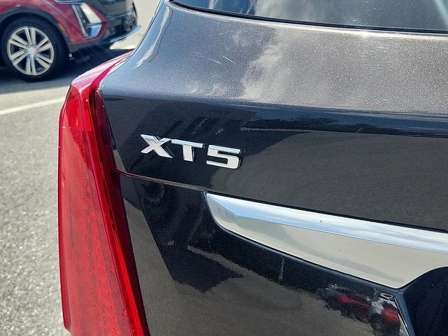 2019 Cadillac XT5 Platinum AWD