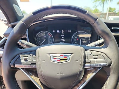 2025 Cadillac XT6 Premium Luxury