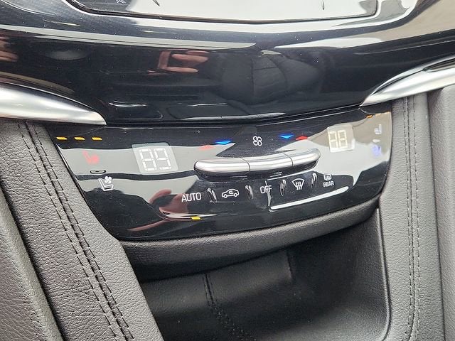 2025 Cadillac XT6 Sport