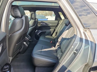 2023 Cadillac LYRIQ Luxury