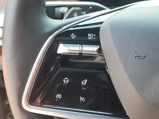2023 Cadillac LYRIQ AWD Luxury