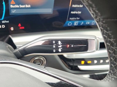 2024 Cadillac LYRIQ Luxury 1