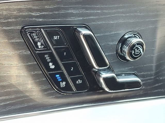 2023 Cadillac LYRIQ Luxury