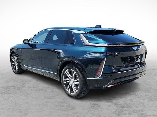 2024 Cadillac LYRIQ Luxury 2