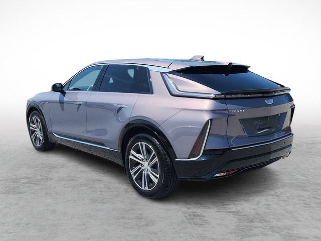 2024 Cadillac LYRIQ Luxury 2