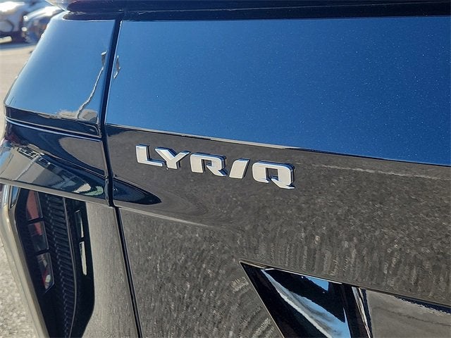 2024 Cadillac LYRIQ Luxury 3