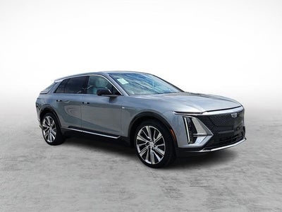 2024 Cadillac LYRIQ Luxury 3