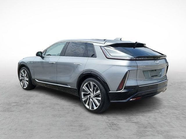 2024 Cadillac LYRIQ Luxury 3