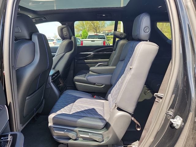 2026 Cadillac ESCALADE IQL Luxury