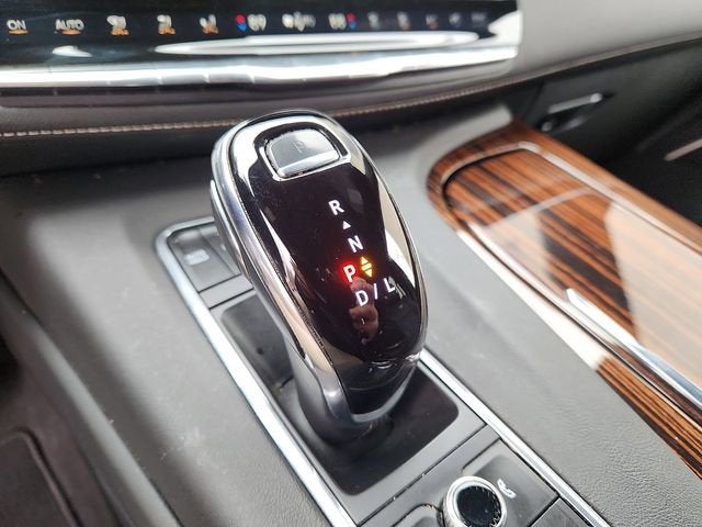 2023 Cadillac Escalade Luxury