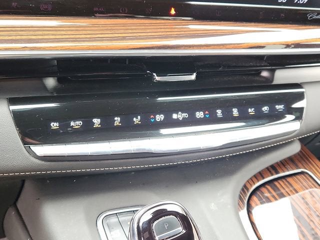 2023 Cadillac Escalade Luxury