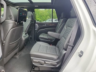 2023 Cadillac Escalade Sport Platinum