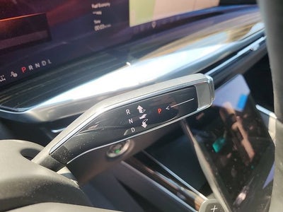 2025 Cadillac Escalade ESV Premium Luxury
