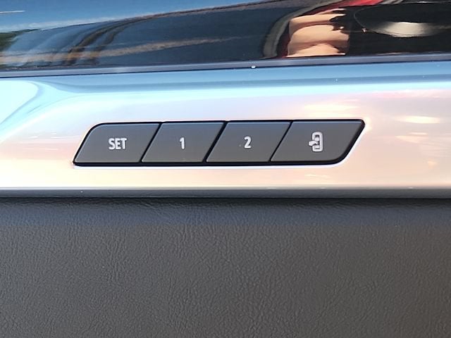 2025 Cadillac Escalade ESV Premium Luxury