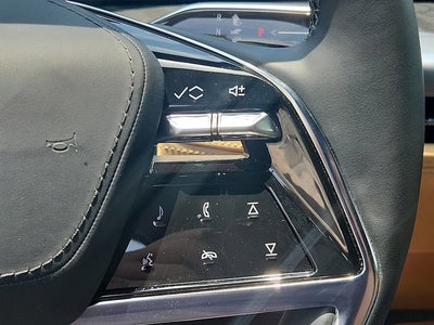 2025 Cadillac ESCALADE IQ Luxury 2