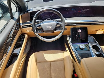 2025 Cadillac ESCALADE IQ Luxury 2