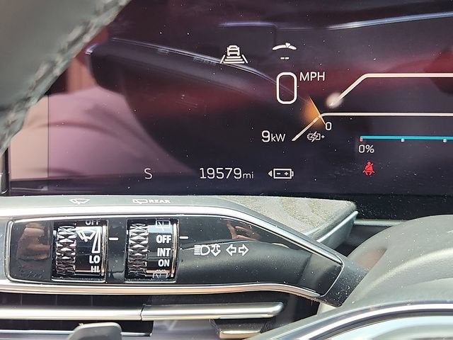 2025 Cadillac ESCALADE IQ Luxury 2