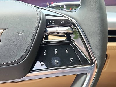 2025 Cadillac ESCALADE IQ Luxury 2