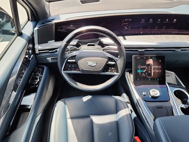 2025 Cadillac ESCALADE IQ Luxury 2
