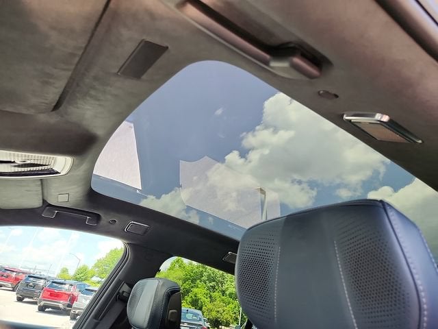 2025 Cadillac ESCALADE IQ Luxury 2