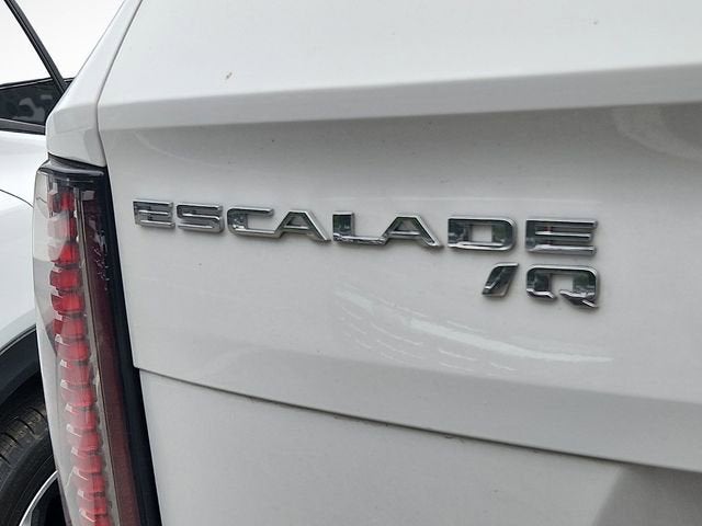 2025 Cadillac ESCALADE IQ Luxury 2