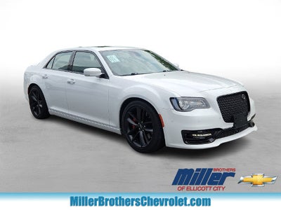 2023 Chrysler 300 300C