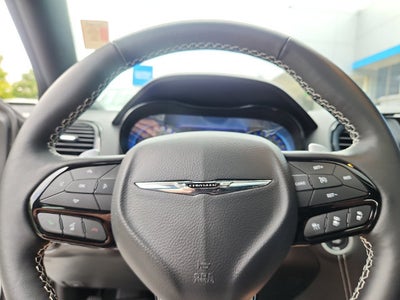 2023 Chrysler 300 300C
