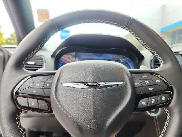 2023 Chrysler 300 300C
