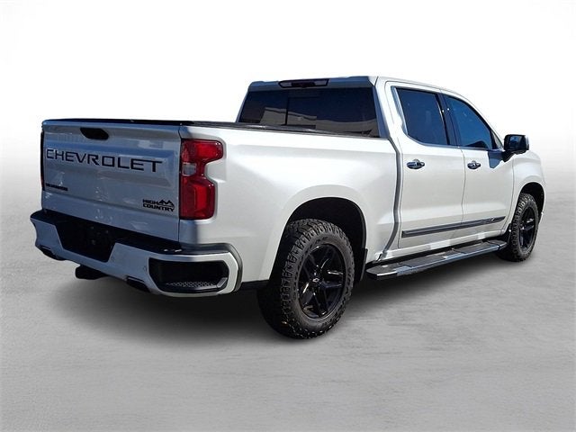 2022 Chevrolet Silverado 1500 High Country