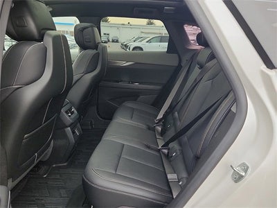 2025 Cadillac OPTIQ Luxury 2