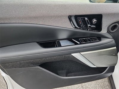 2025 Cadillac OPTIQ Luxury 2