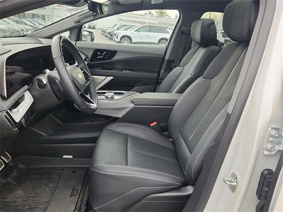 2025 Cadillac OPTIQ Luxury 2