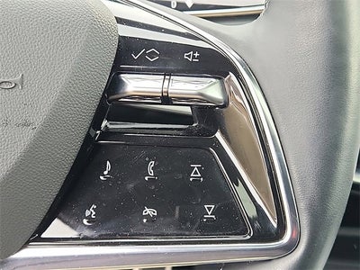 2025 Cadillac OPTIQ Luxury 2