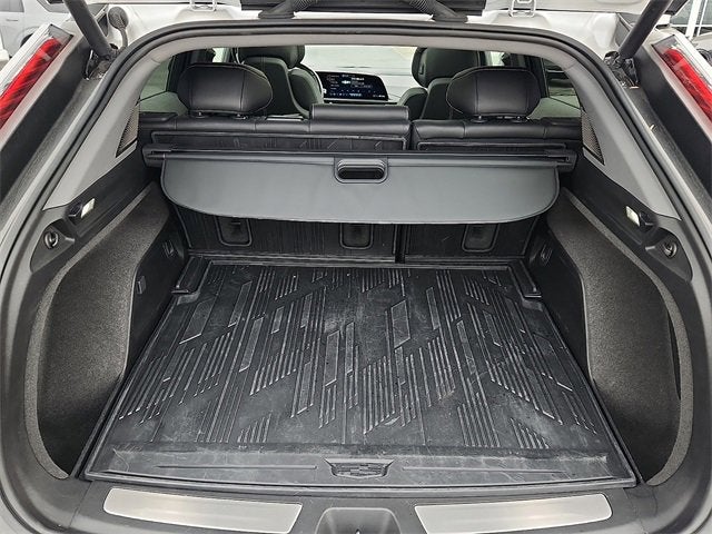 2025 Cadillac OPTIQ Luxury 2