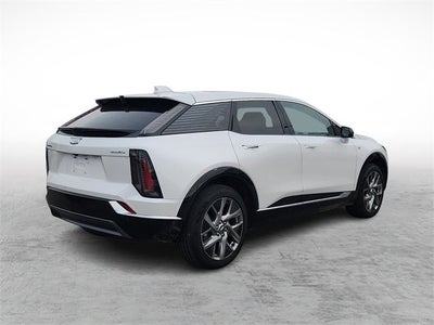 2025 Cadillac OPTIQ Luxury 2